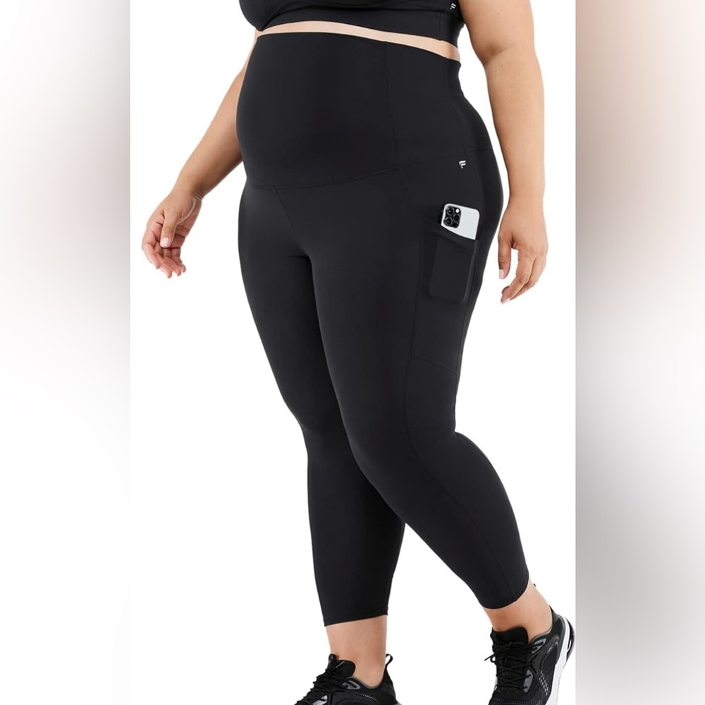 Fabletics Women's PureLuxe High-Waisted Maternity 7/8 Legging